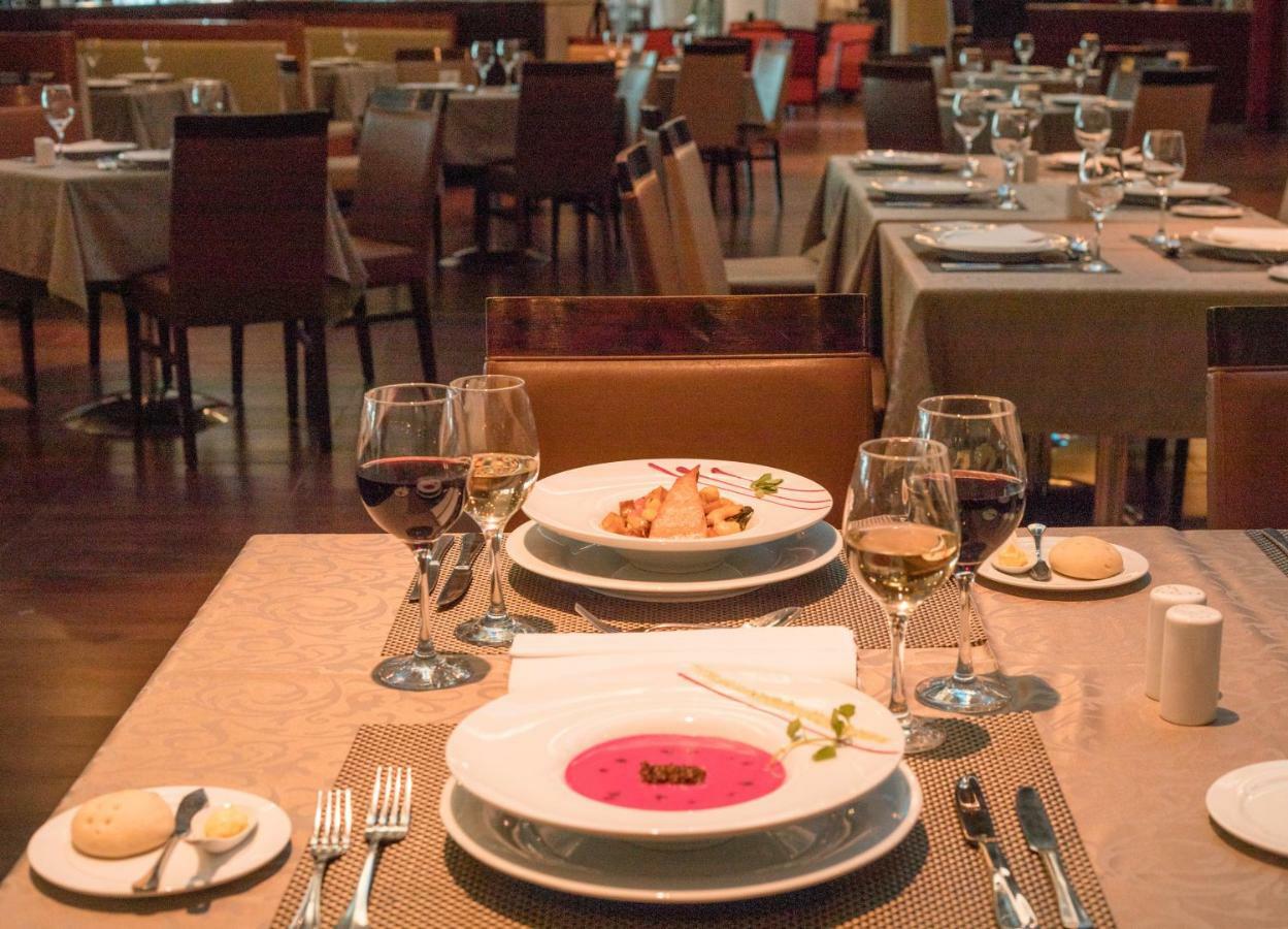 Mds Hotel Calama Exterior photo A table set for dinner