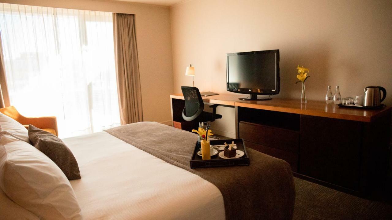 Mds Hotel Calama Exterior photo A room at the hotel