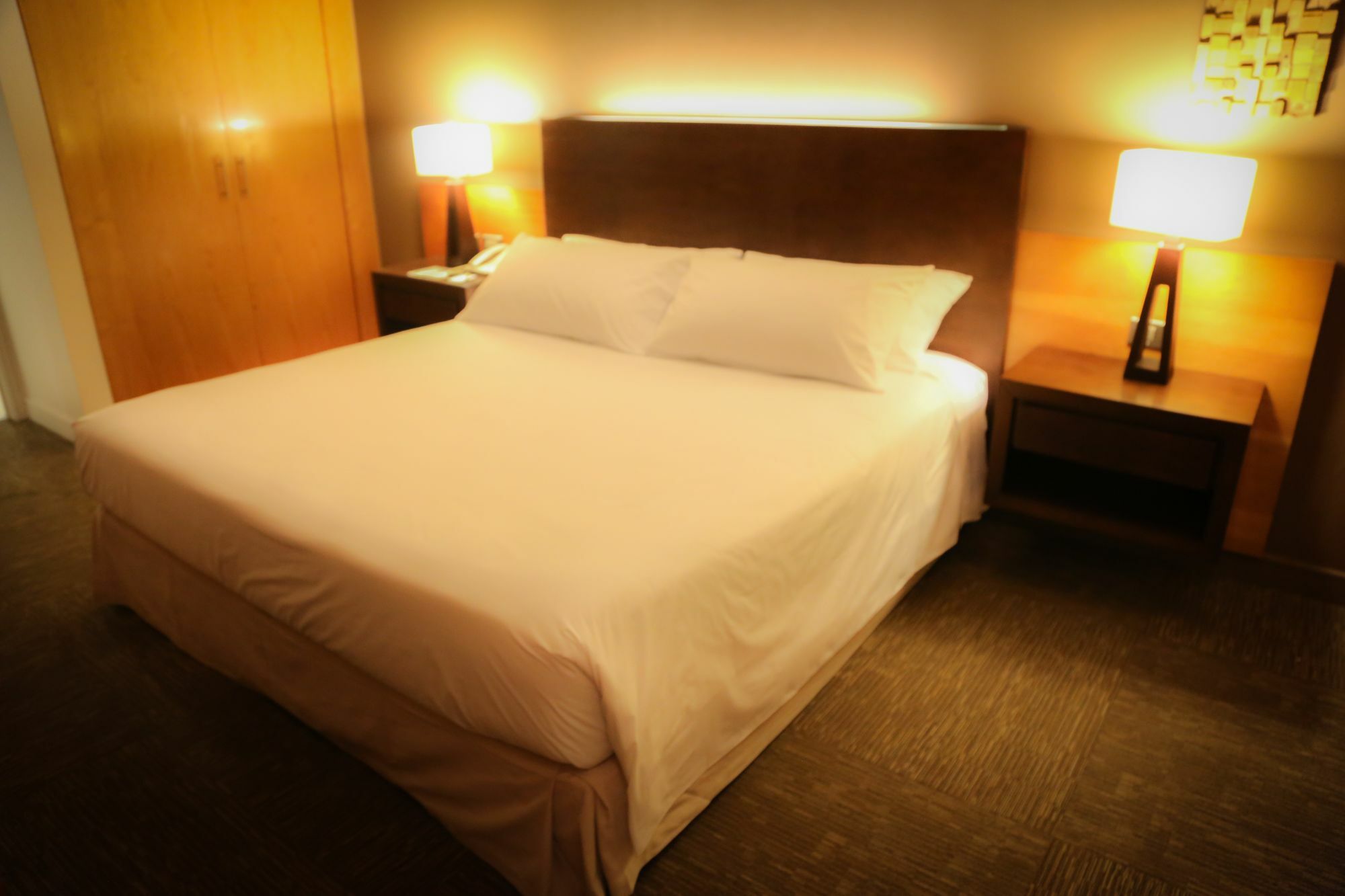 Mds Hotel Calama Exterior photo A king bed
